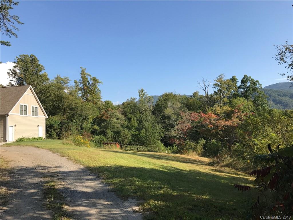 13 Waverly Place Swannanoa NC 28778