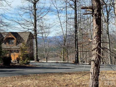 108 Woodgate Drive Nebo NC 28761