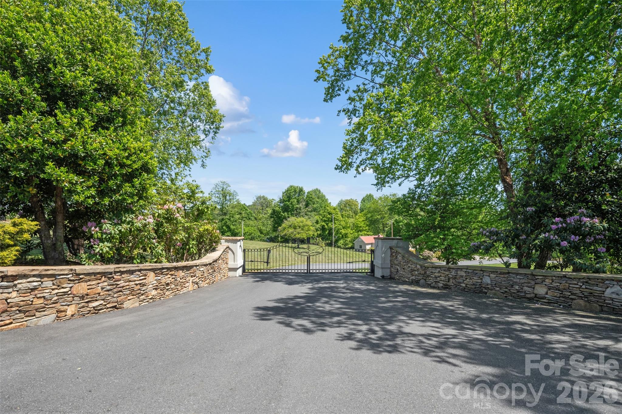 Tbd Peddlers Trail Mars Hill NC 28754