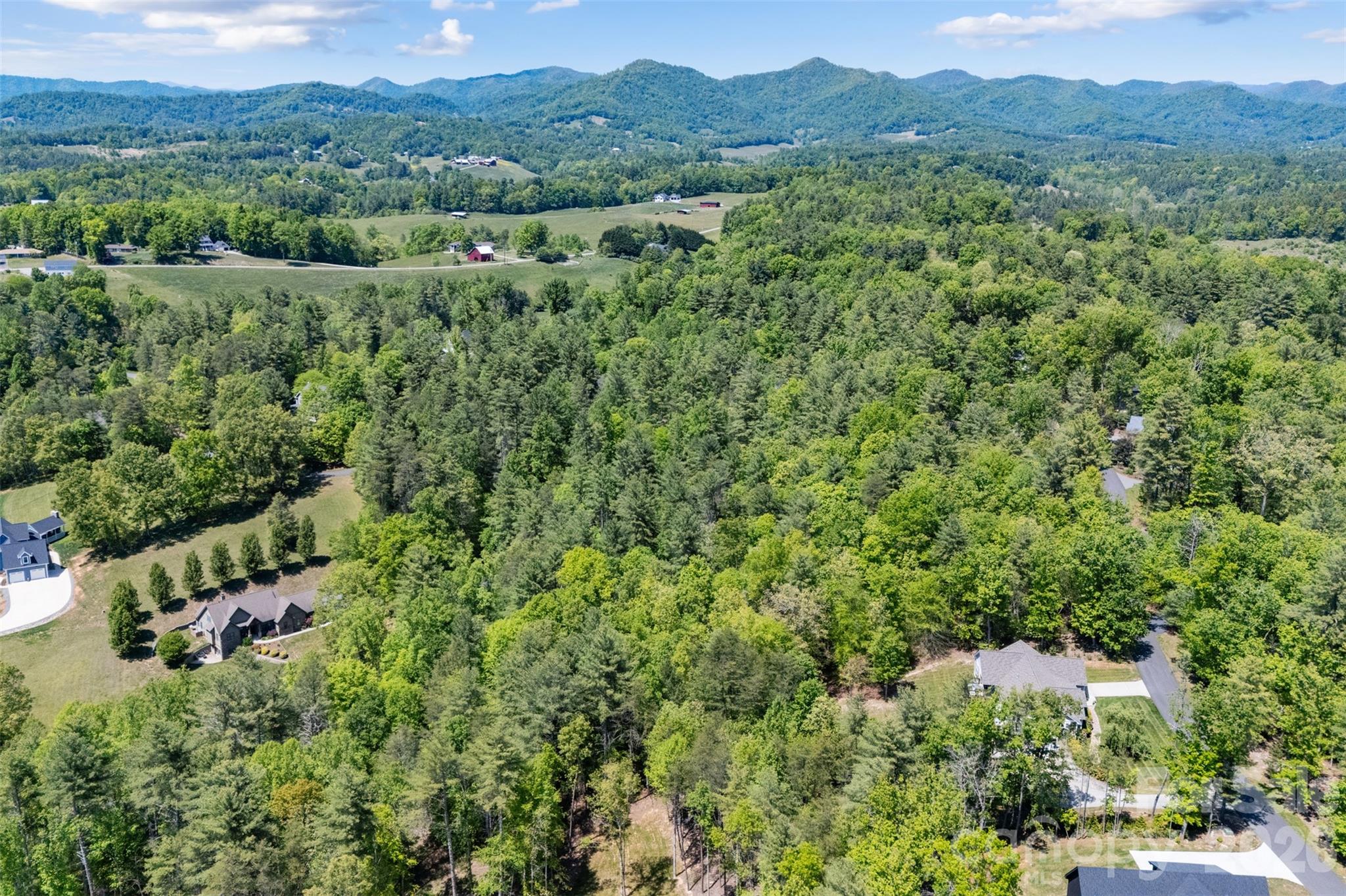 Tbd Peddlers Trail Mars Hill NC 28754