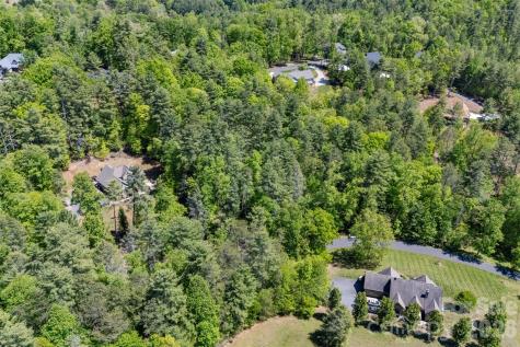 Tbd Peddlers Trail Mars Hill NC 28754