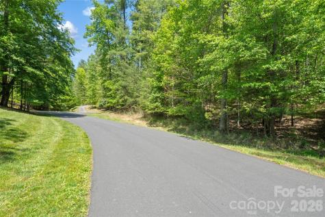 Tbd Peddlers Trail Mars Hill NC 28754