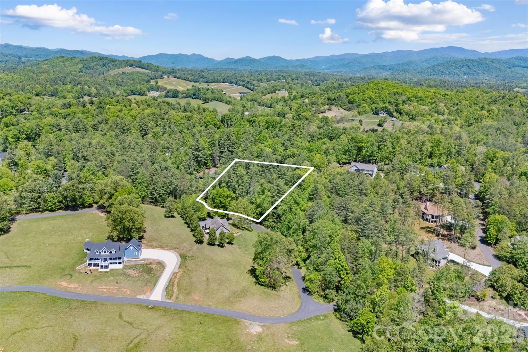 Tbd Peddlers Trail Mars Hill NC 28754