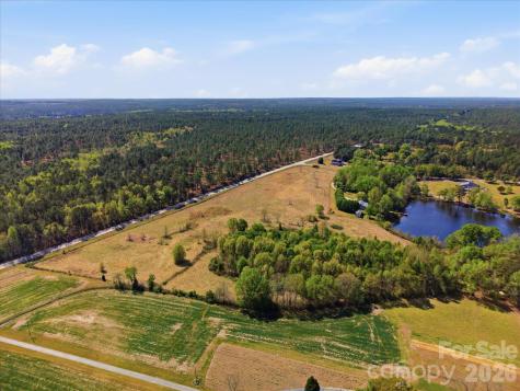 52 Mcmillan Road Cheraw SC 29520
