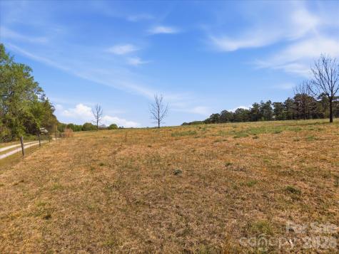 52 Mcmillan Road Cheraw SC 29520