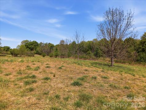 52 Mcmillan Road Cheraw SC 29520