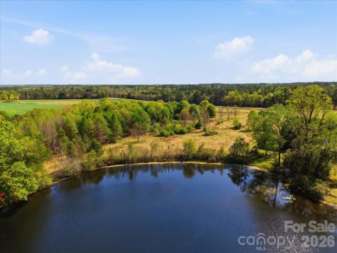 52 Mcmillan Road Cheraw SC 29520
