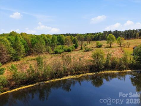 52 Mcmillan Road Cheraw SC 29520
