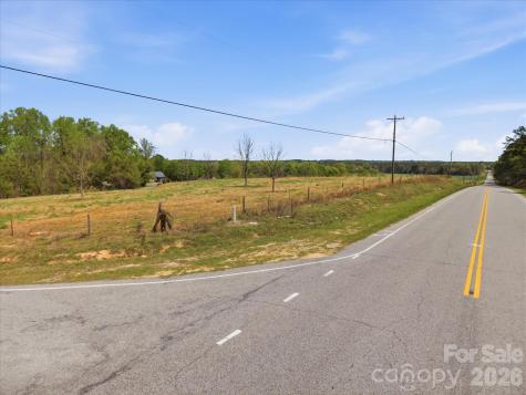52 Mcmillan Road Cheraw SC 29520