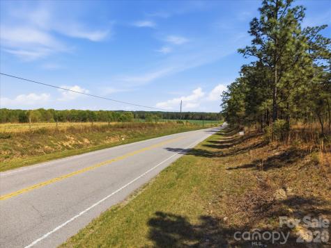 52 Mcmillan Road Cheraw SC 29520