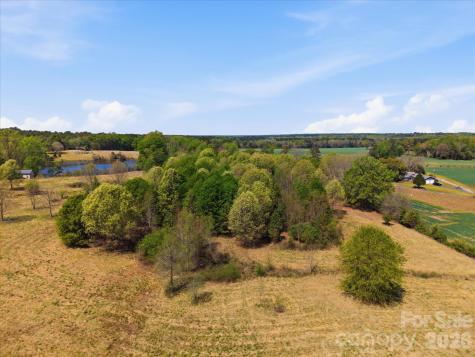 52 Mcmillan Road Cheraw SC 29520