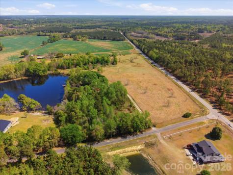 52 Mcmillan Road Cheraw SC 29520