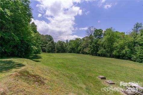 99999 Woodhen Way Horse Shoe NC 28742