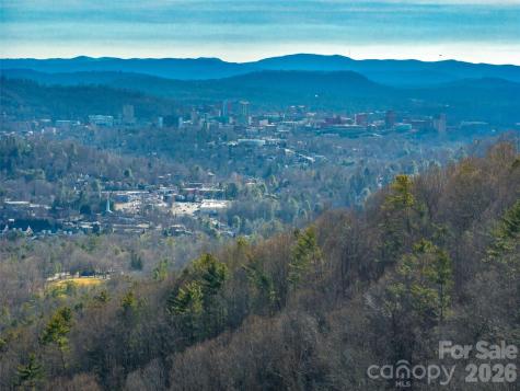 10 Villa Nova Drive Asheville NC 28804
