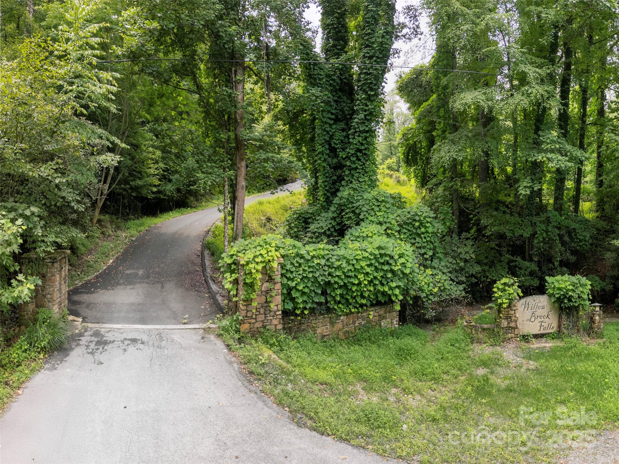 0 Willow Falls Lane Hendersonville NC 28792