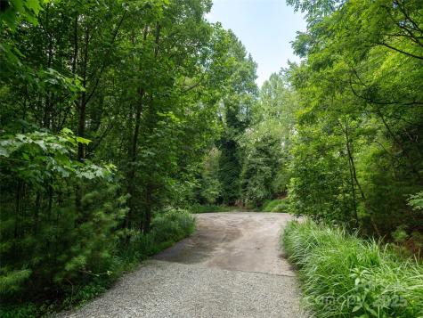 0 Willow Falls Lane Hendersonville NC 28792