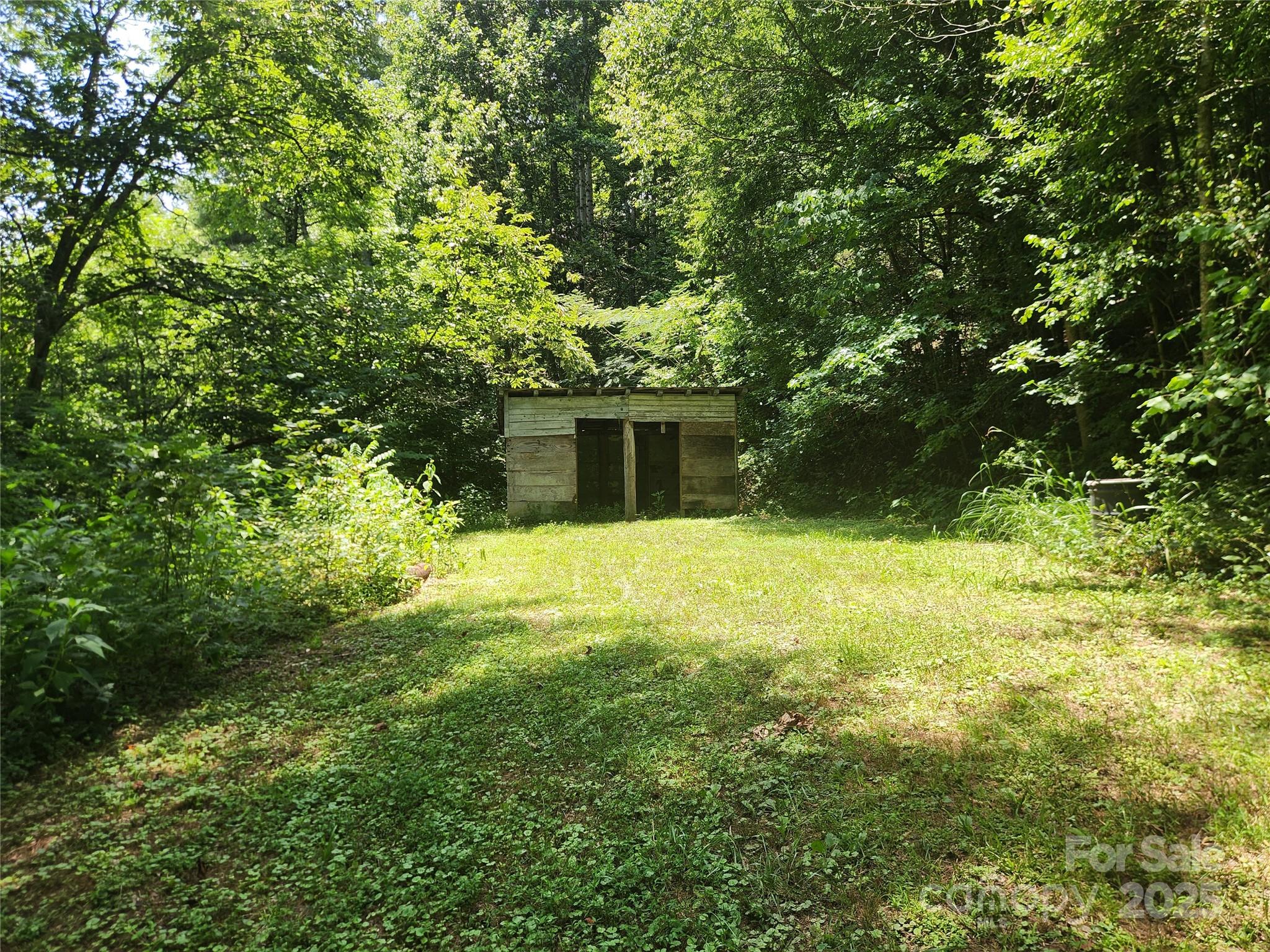 2003 Zacks Fork Road Lenoir NC 28645