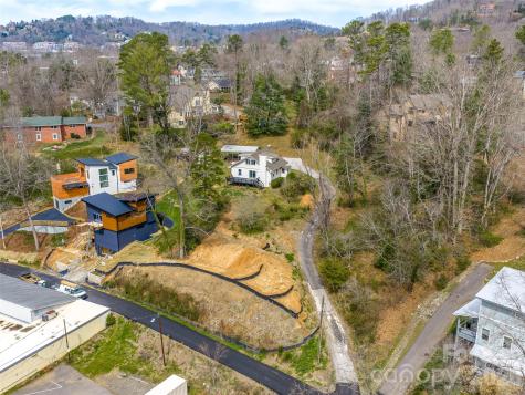 9 Woodbine Road Asheville NC 28804