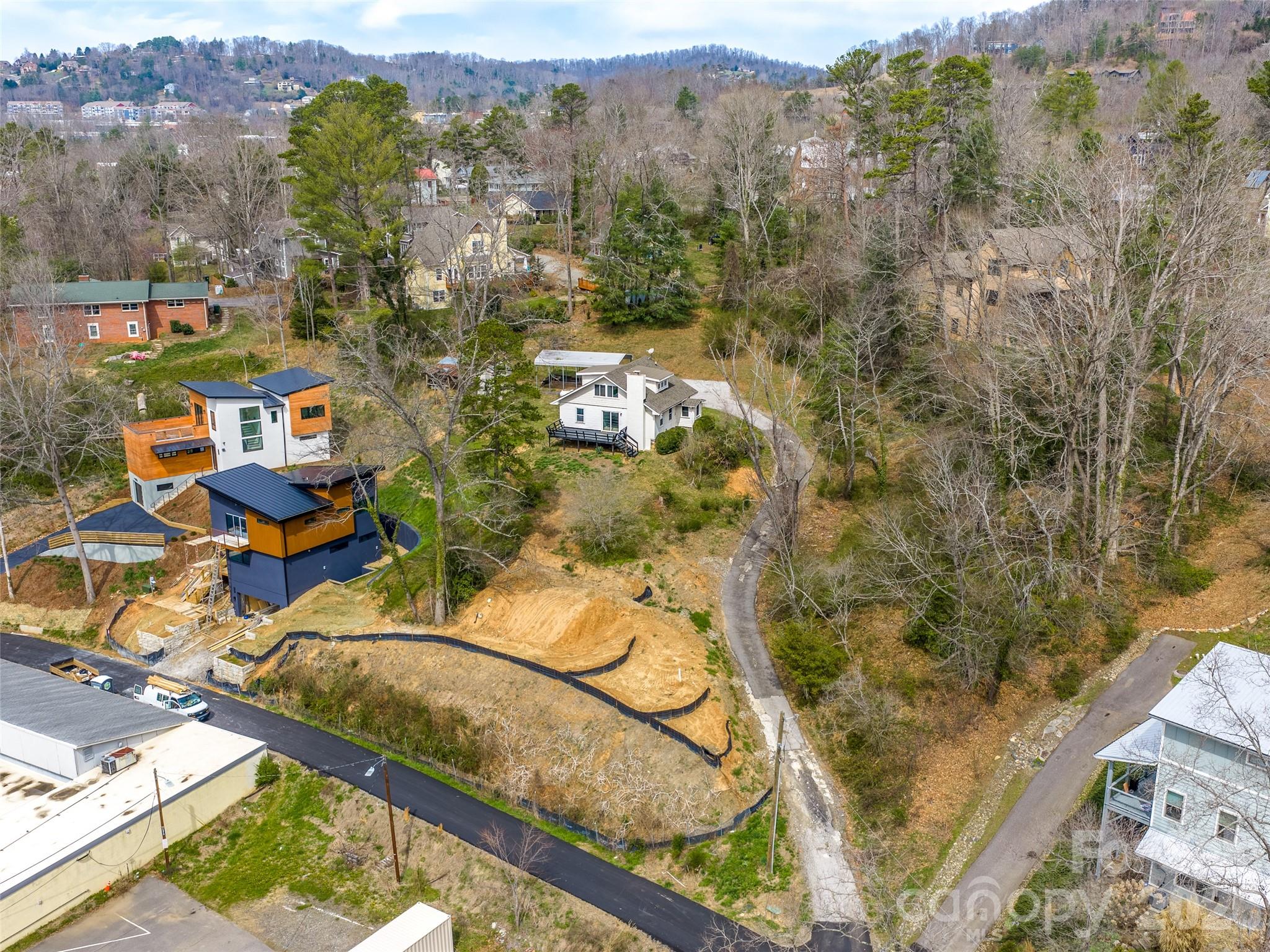 9 Woodbine Road Asheville NC 28804
