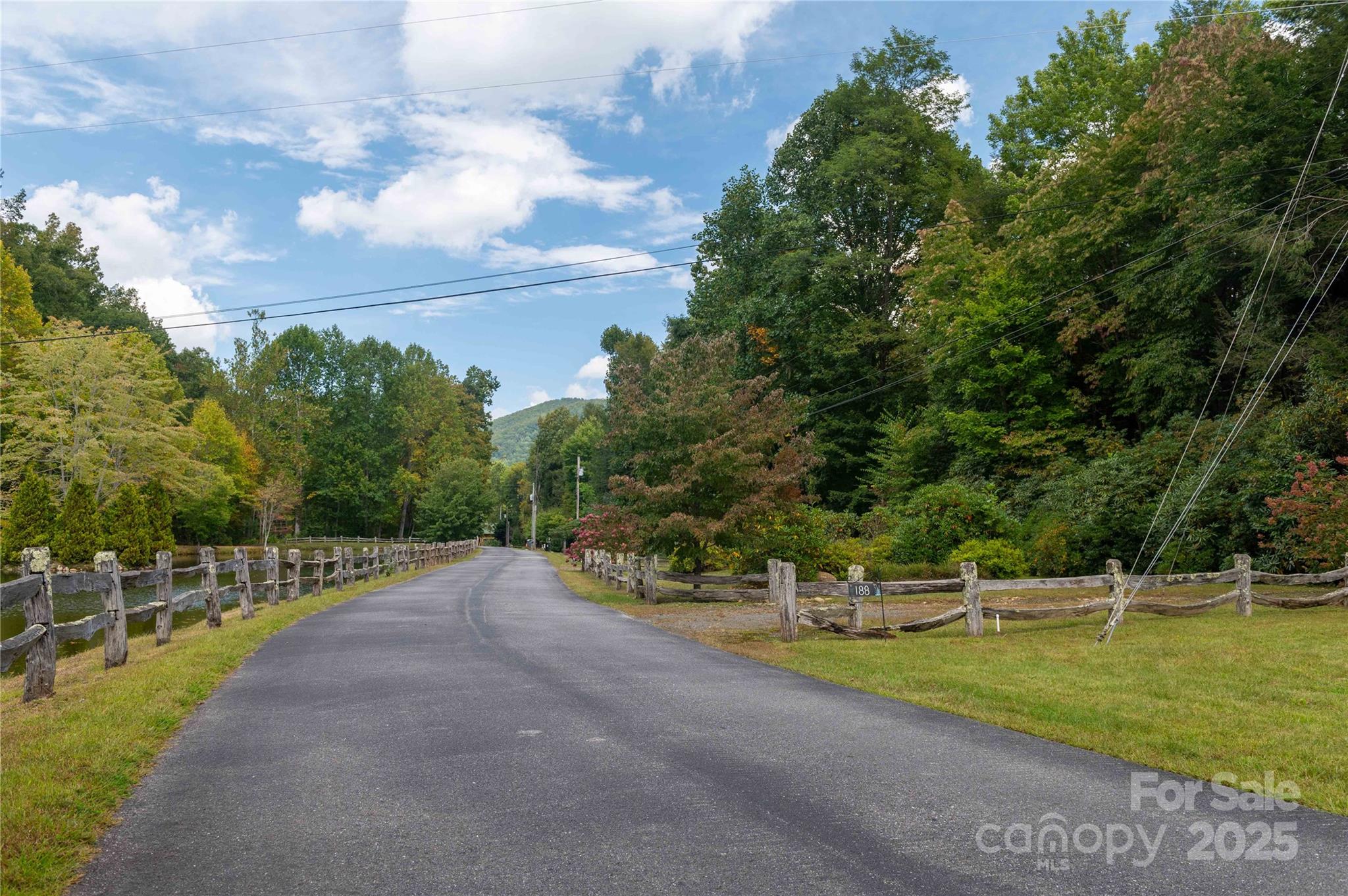 188 Sweetwater Ridge Burnsville NC 28740