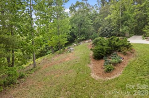 106 Mccauley Drive Asheville NC 28803