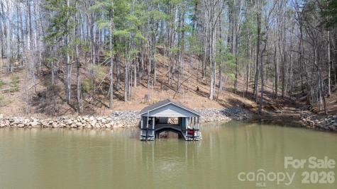503 Larkhaven Drive Nebo NC 28761