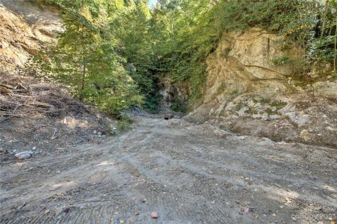 1271 Hoot Owl Road Spruce Pine NC 28777