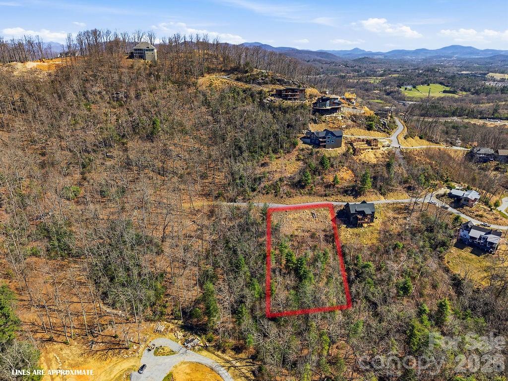 367 Curtain Bluff Hendersonville NC 28791