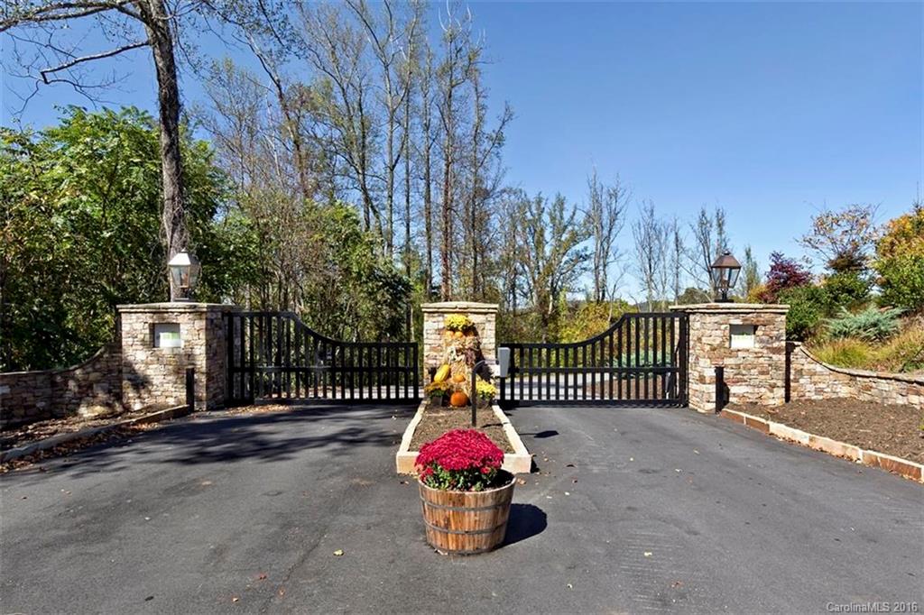 15 Woodland Aster Way Asheville NC 28804