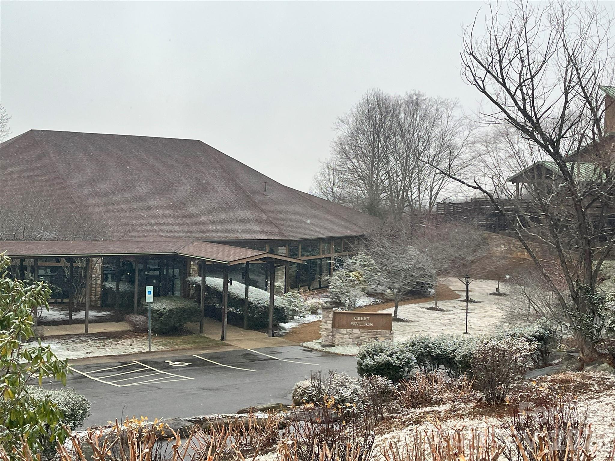 49 Ben Lippen School Road Asheville NC 28806