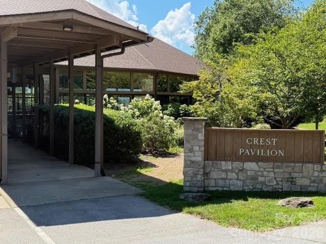 49 Ben Lippen School Road Asheville NC 28806