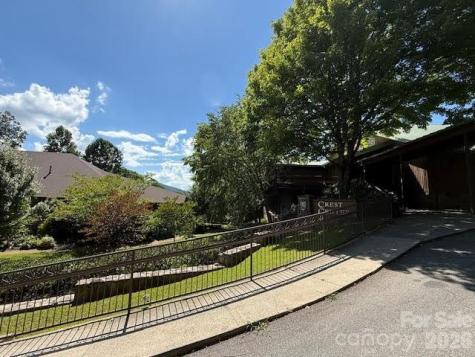49 Ben Lippen School Road Asheville NC 28806
