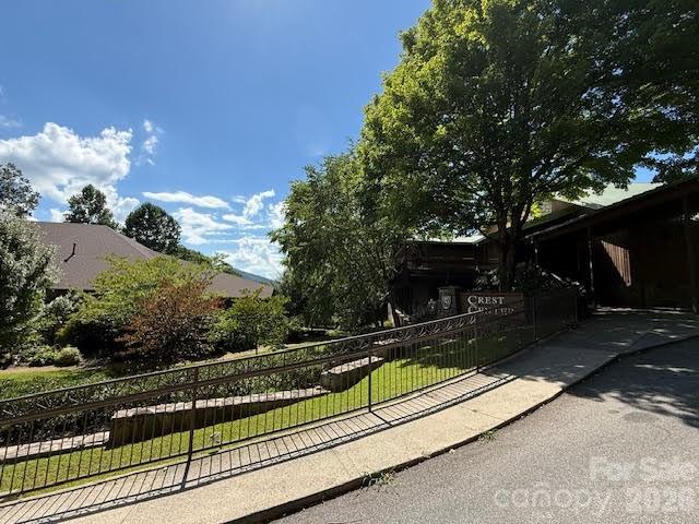49 Ben Lippen School Road Asheville NC 28806