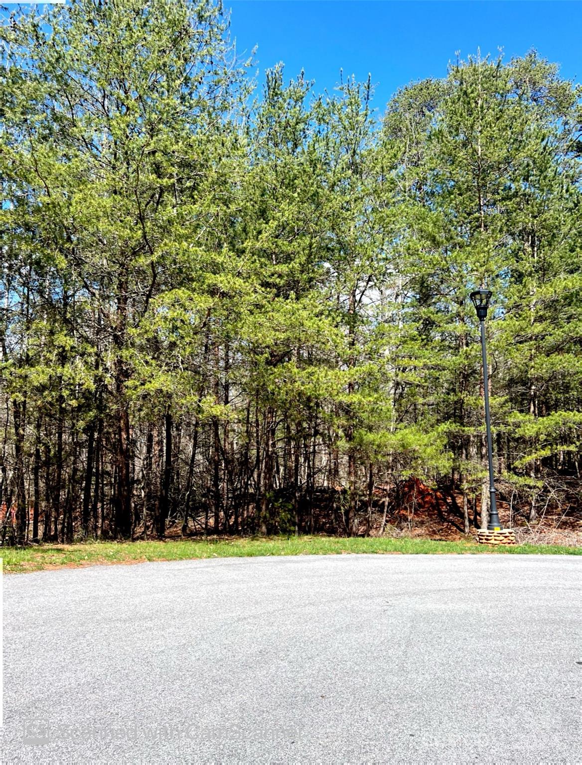 225 Kingfisher Court New London NC 27371