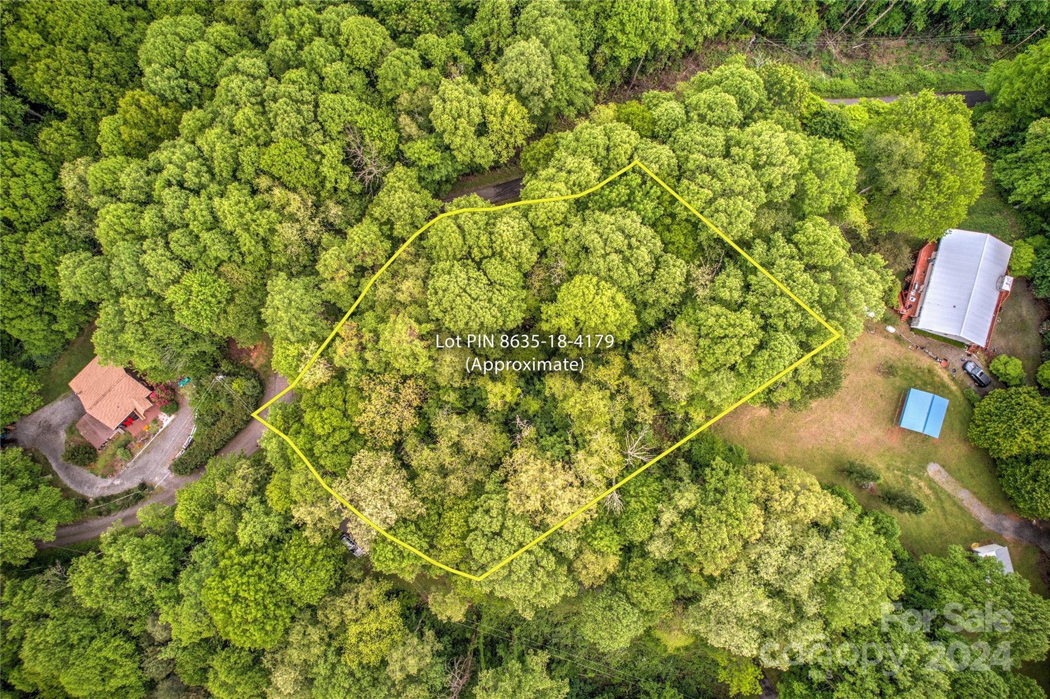 9999 Old Country Road, Waynesville NC