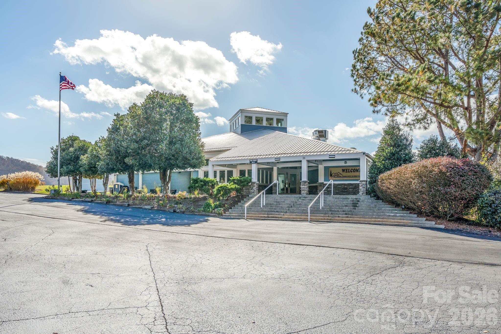 66 Hawtree Court Weaverville NC 28787