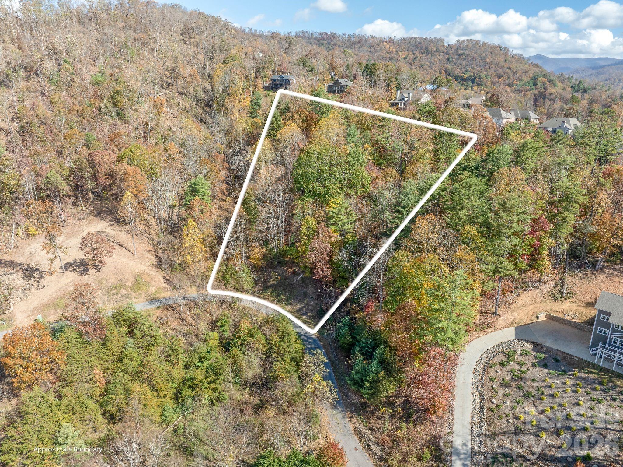 66 Hawtree Court Weaverville NC 28787