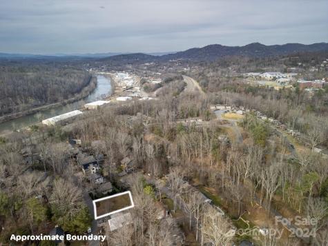 26 Hibriten Drive Asheville NC 28801