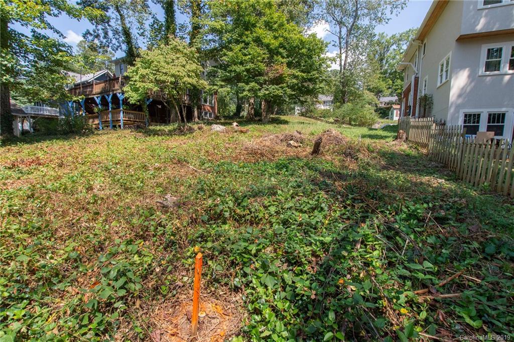 39 Winthrop Road Asheville NC 28806