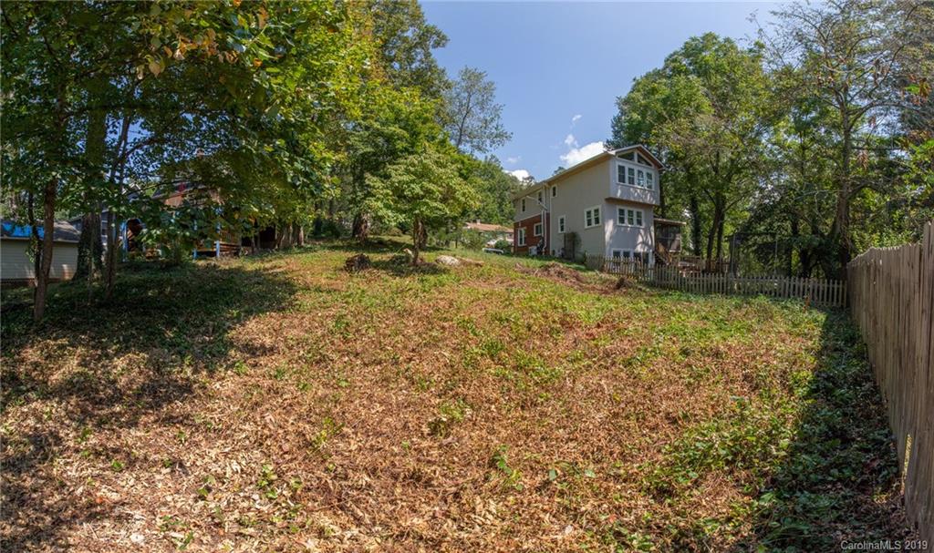 39 Winthrop Road Asheville NC 28806
