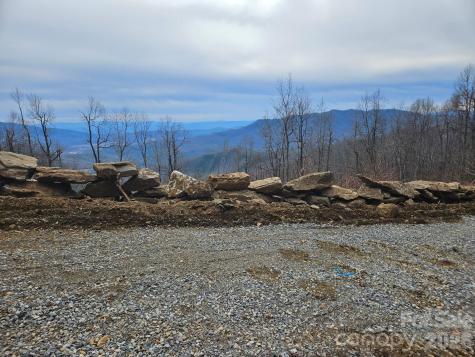 TBD Osborne Knob Road Little Switzerland NC 28749