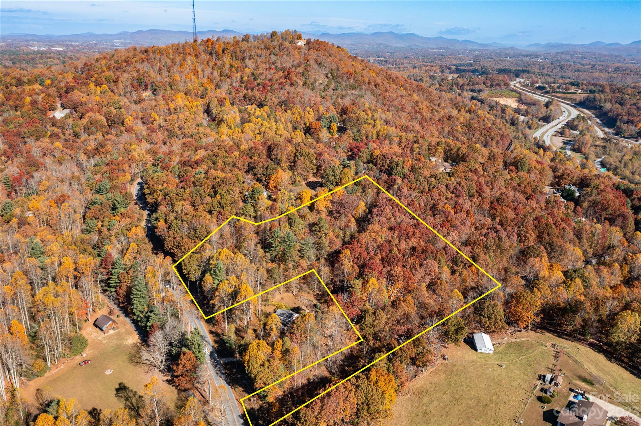 1300 Mine Gap Road Zirconia NC 28790