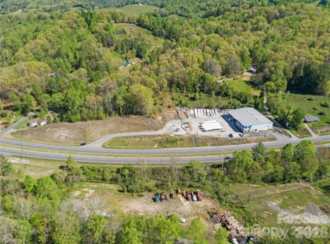 6045 Us 19e Highway Burnsville NC 28714