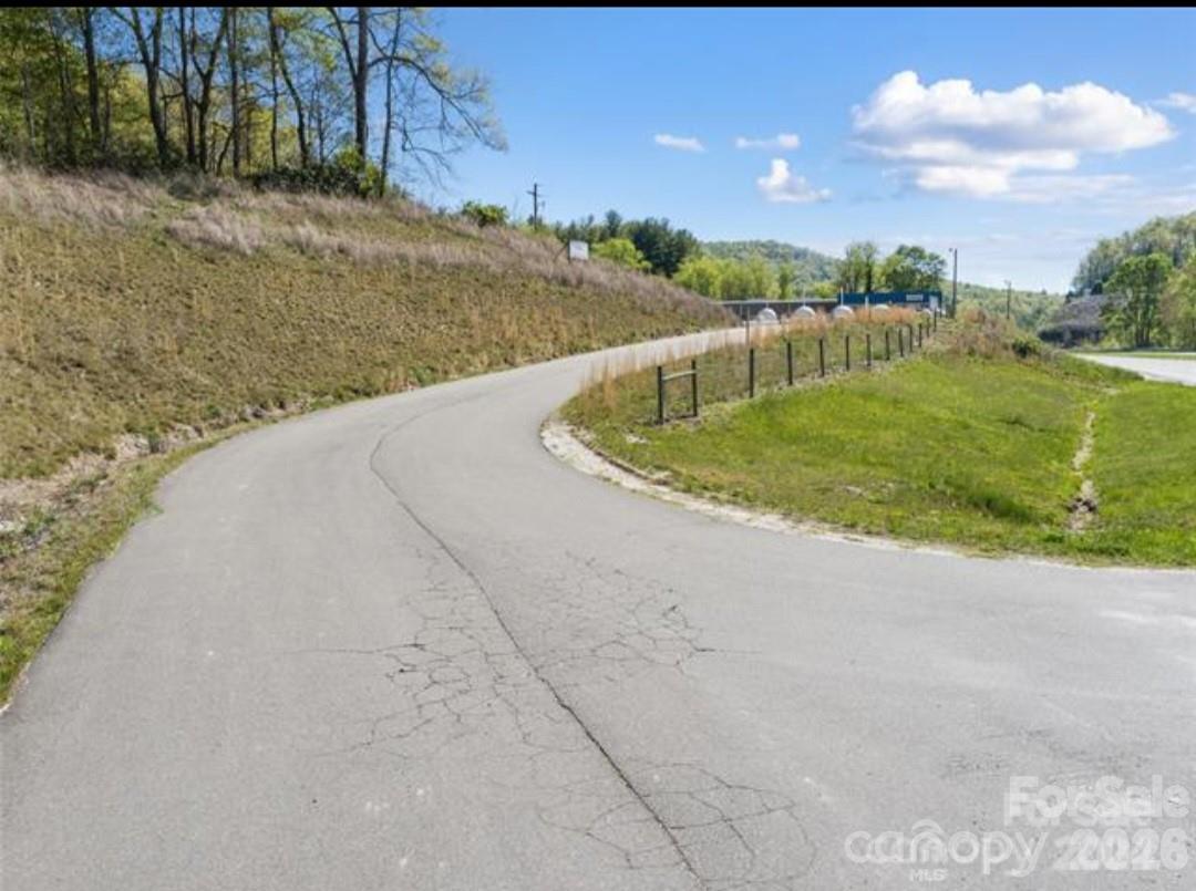 6045 Us 19e Highway Burnsville NC 28714
