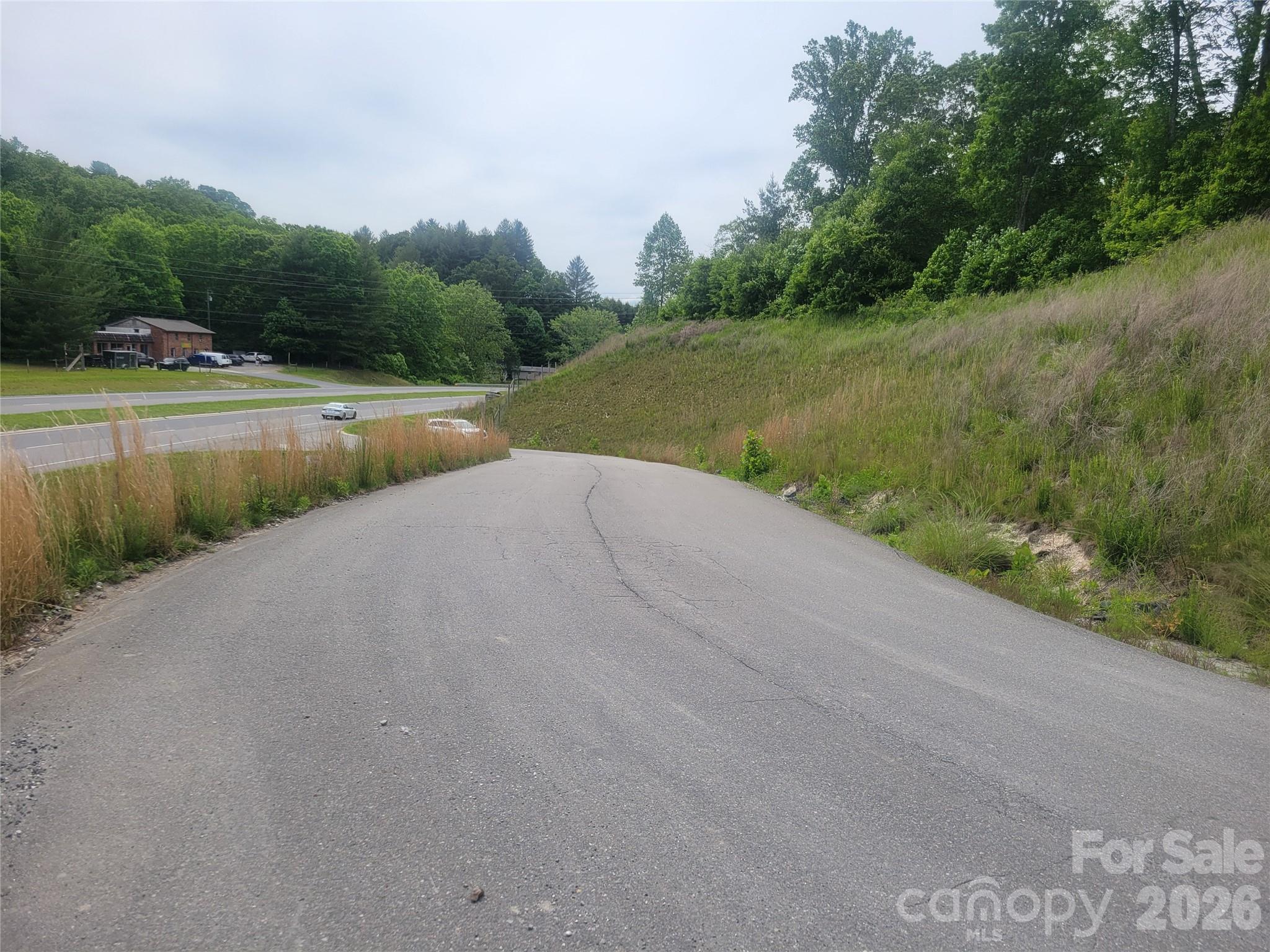 6045 Us 19e Highway Burnsville NC 28714
