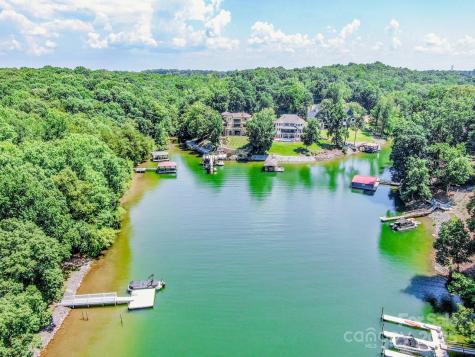 127 Melrose Lane Mooresville NC 28117