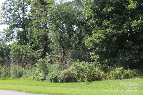 3143 2nd Street Valdese NC 28690