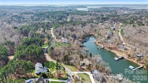 205 Grasshopper Circle Mooresville NC 28117