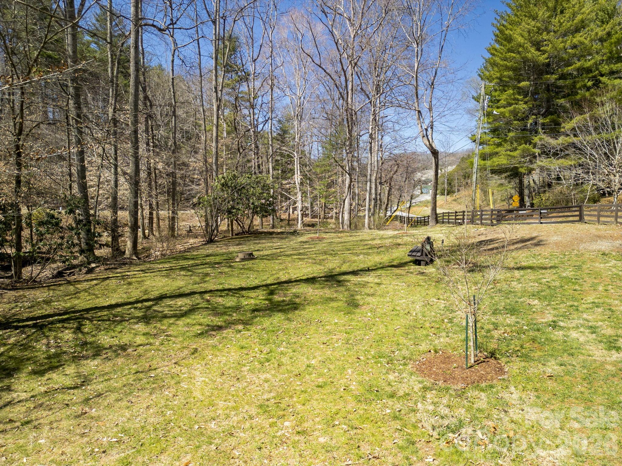 11 Franklin Trace Drive Asheville NC 28804