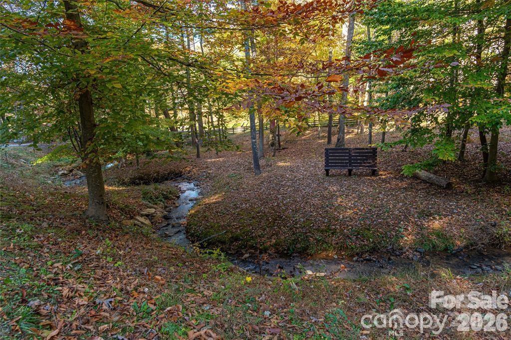 11 Franklin Trace Drive Asheville NC 28804